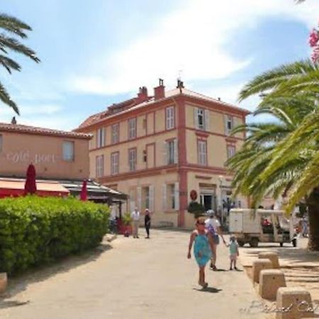 Ile De Porquerolles : T3 Climatise Vue Mer Exterior foto